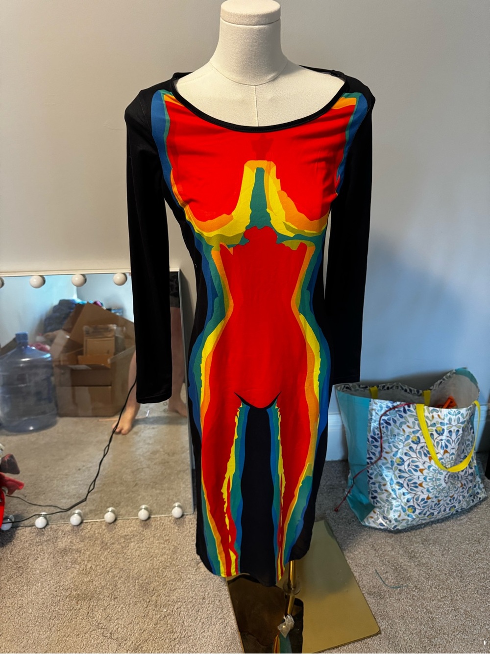 Women's Long Sleeve Bodycon Dress with Vibrant Red Abstract Print